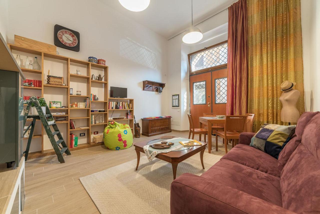 Monti Artistic Flat Roma